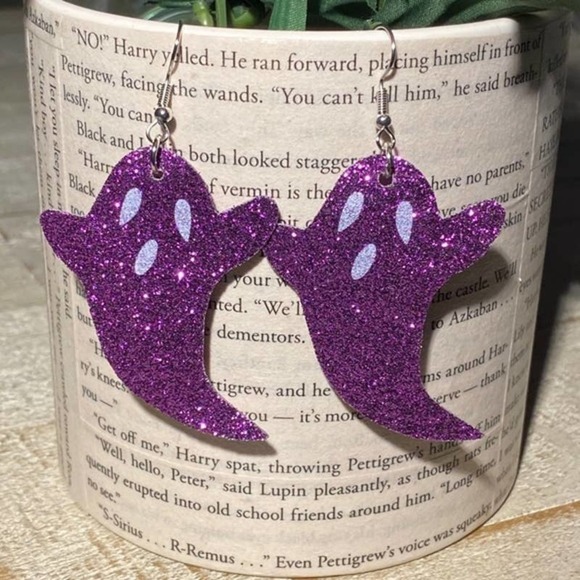 #18 Ghost Earrings Double Sided Halloween Ghost Glitter Earrings Purple - Picture 1 of 5